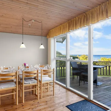 Astrath - 10m From The Sea By Interhome